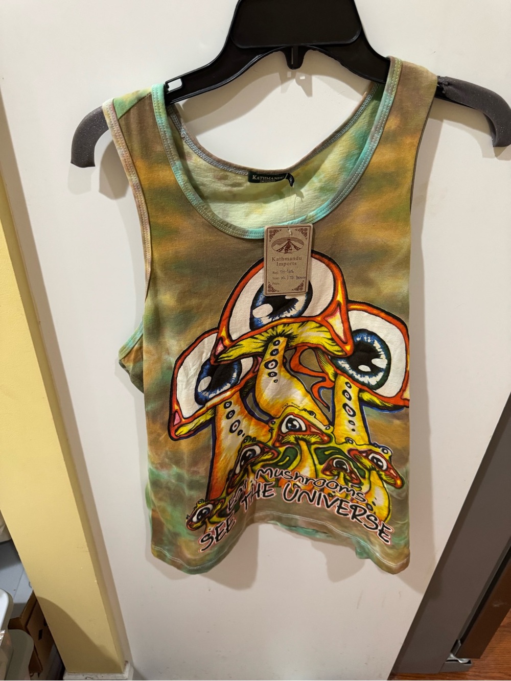 Kathmandu Multicolor Tie-Dye Woman’s Tank Top with Psychedelic Mushroom Print